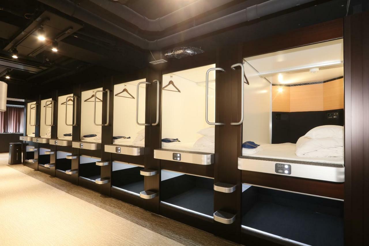 Business Capsule Hotel Lightning Hotel Asakusa Tokio Buitenkant foto